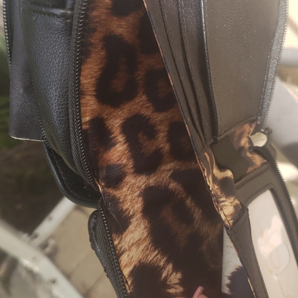 ❤JESSICA SIMPSON Black Crossbody - Picture 8 of 10
